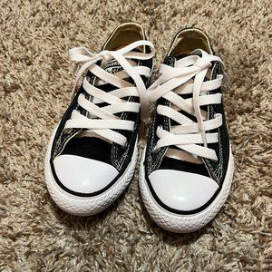 Converse shoes (Youth)